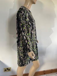 Image 2 of Milano dress with pockets - NEON LIME