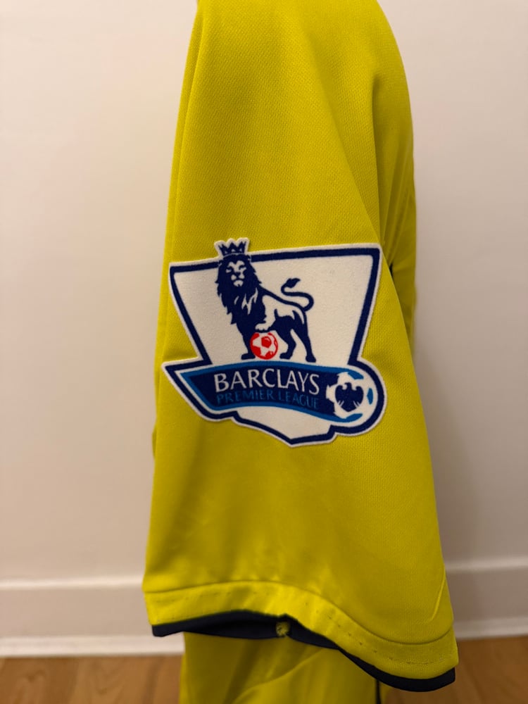 Image of Tottenham Hotspur “MODRIĆ 14” 2009/10 Third Shirt + PL patches  (L)