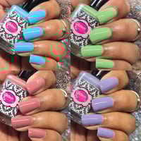 Image 4 of Glisten & Glow Spring Cremes Quad