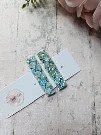 Image 20 of Alligator Hair Clips