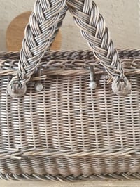 Image 3 of Le panier en osier 