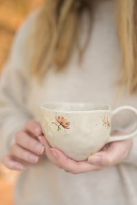 Image 2 of Wobbly Mug 04