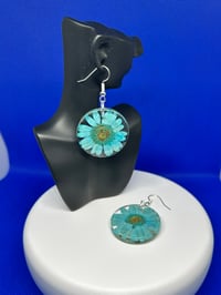 Image 3 of Flower Earrings 