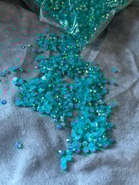 Image 1 of Carribean Blue -4mm Jelly Resin Rhinestone 