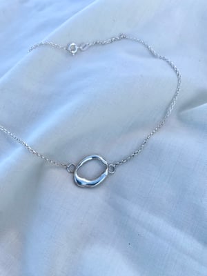 Image of Liquid O choker 