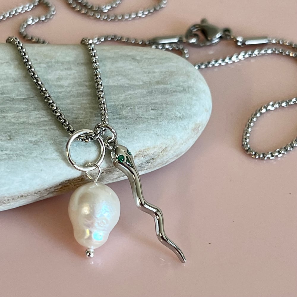 Image of Snake and Pearl Chain