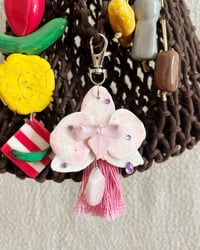 Image 4 of ¡De’aquí! Bag charms | Variedad