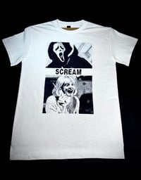 WHAT’S YOUR FAVORITE SCARY MOVIE? (RESTOCK)