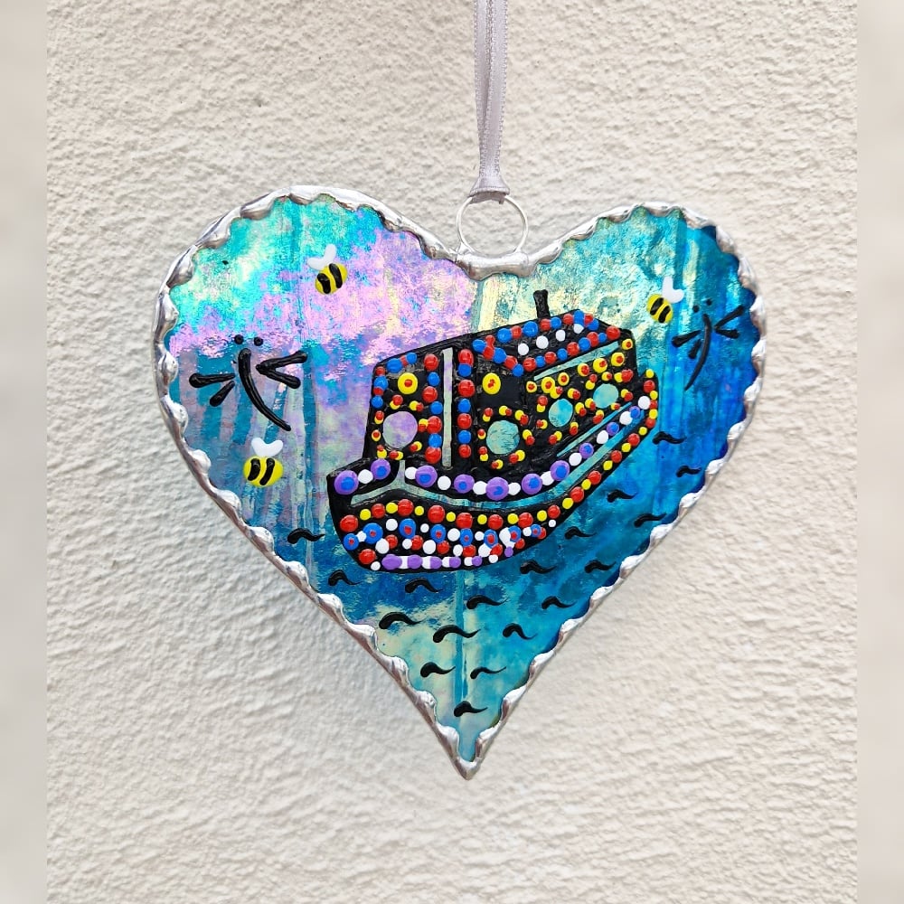 Image of SMALL NARROWBOAT SCENE HEART