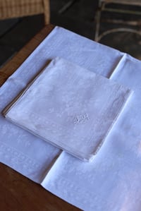 Image 2 of 3 französische Servietten, Monogram J R 