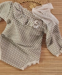 Image 2 of Newborn bodysuit for photoshoots |Martella | neutral brown | dots