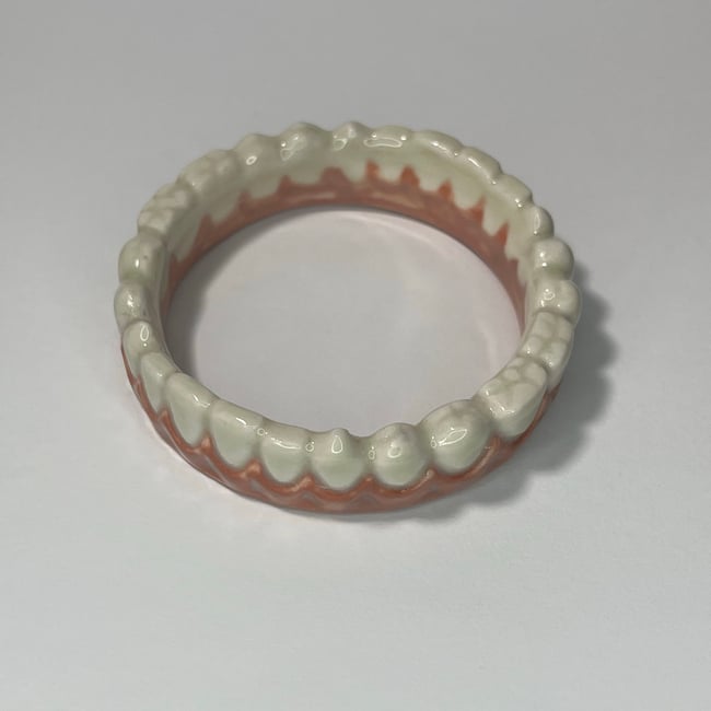 Teeth Bracelet H - 7.25 in Inner Circumference