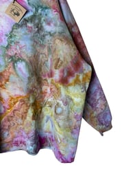 Image 4 of 4XL Unisex Ring Spun Cotton Blend Crew Sweatshirt in Muted Watercolor Ice Dye