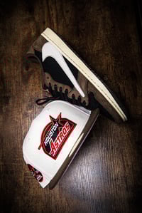 Image 2 of New Era 59Fifty “Laces Mocha”