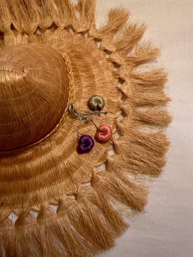 1960s raffia beach tote and matching hat