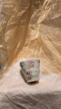Image 1 of Pink and Yellow Daisy Tumbler