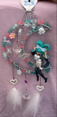 Image 2 of Miku with cinnamon roll