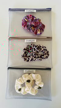Image 10 of *NEW CO* Pochette transparentes pailletée fermeture colorées (format livre) 2