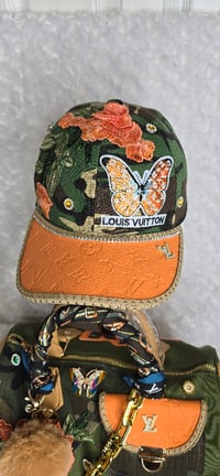 Image 2 of Camo crossbody n hat with orange