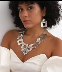 Image 1 of KELLI SILVER NECKLACE SET