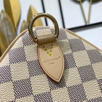 Image 14 of ĻV New Speedy