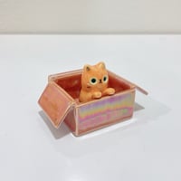 Image 8 of Glow in dark picture holder orange cat in the box ceramic keepsake (rainbow effect)