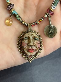 Image 2 of Waziri pendant necklace (Sd 4)