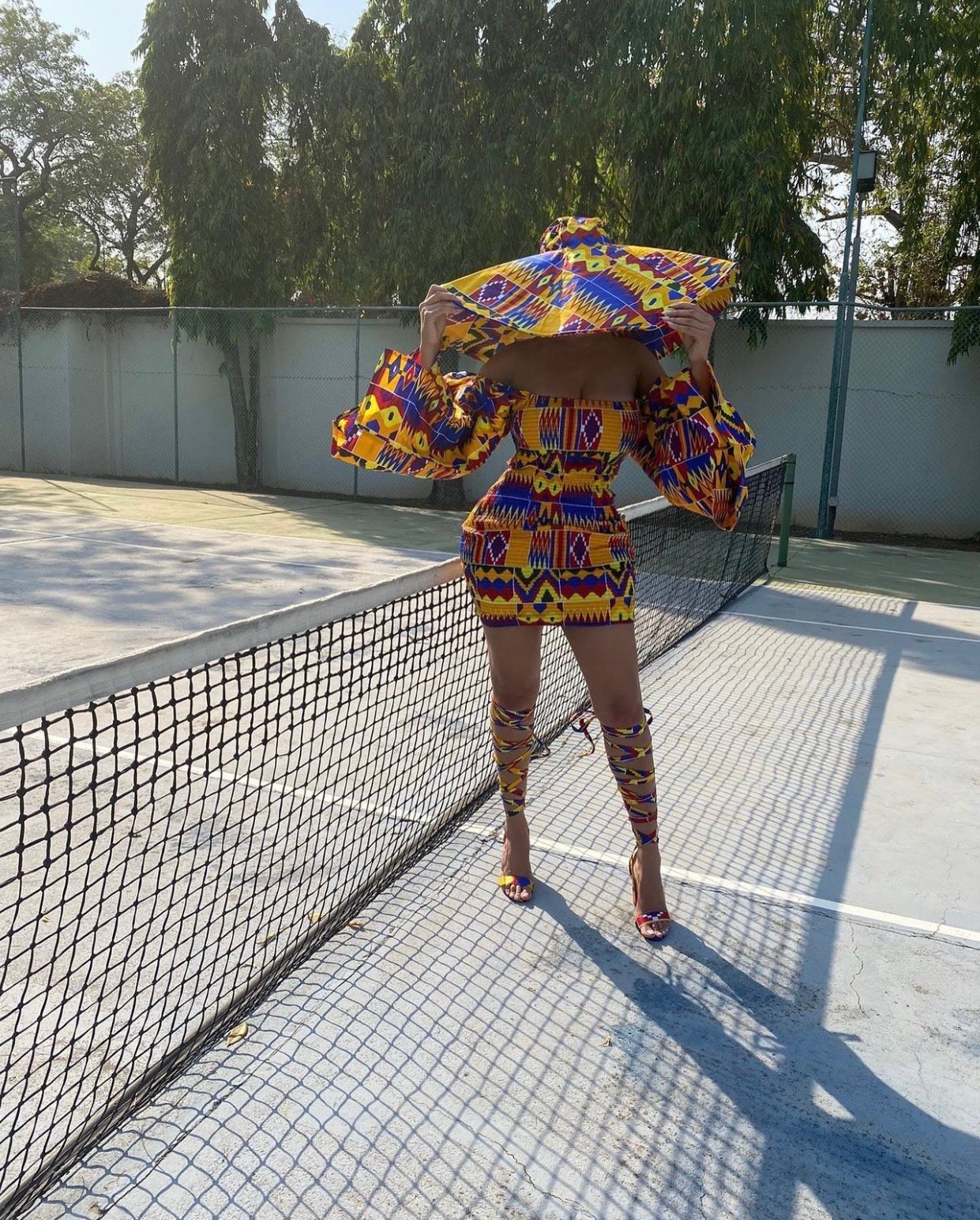 Image of 'KENTE' PRINTED OVERSIZED HAT & HEEL (US 10)