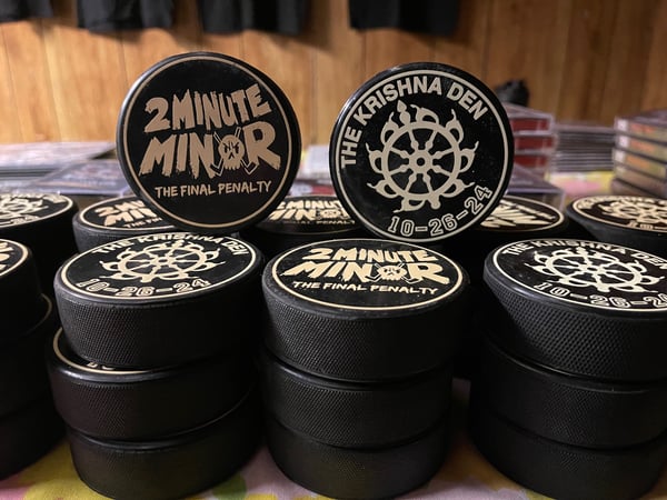 Image of Final Show Pucks