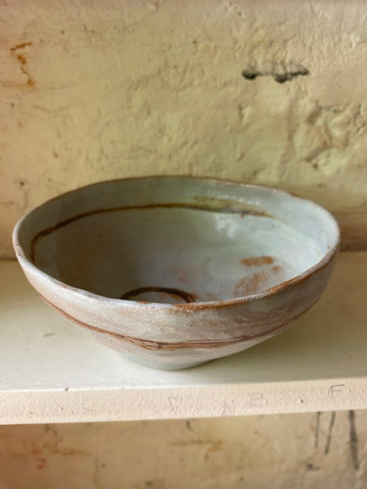 Shallow bowl