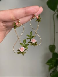 Image 2 of Roses and buds🩷