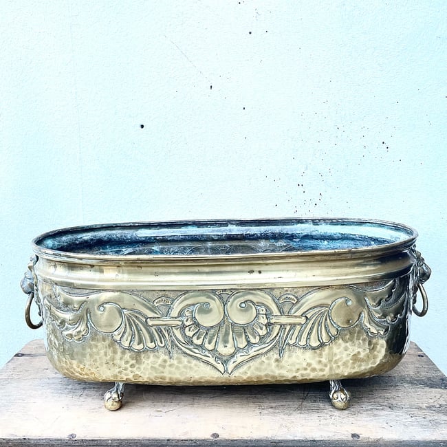 Antique brass Jardinier