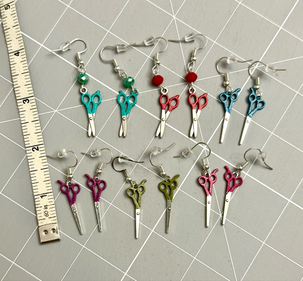 Image of Dainty Scissors Earrings