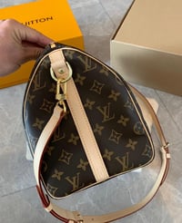 Image 2 of LV Speedy B