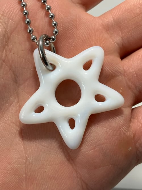 Image of white lotus star