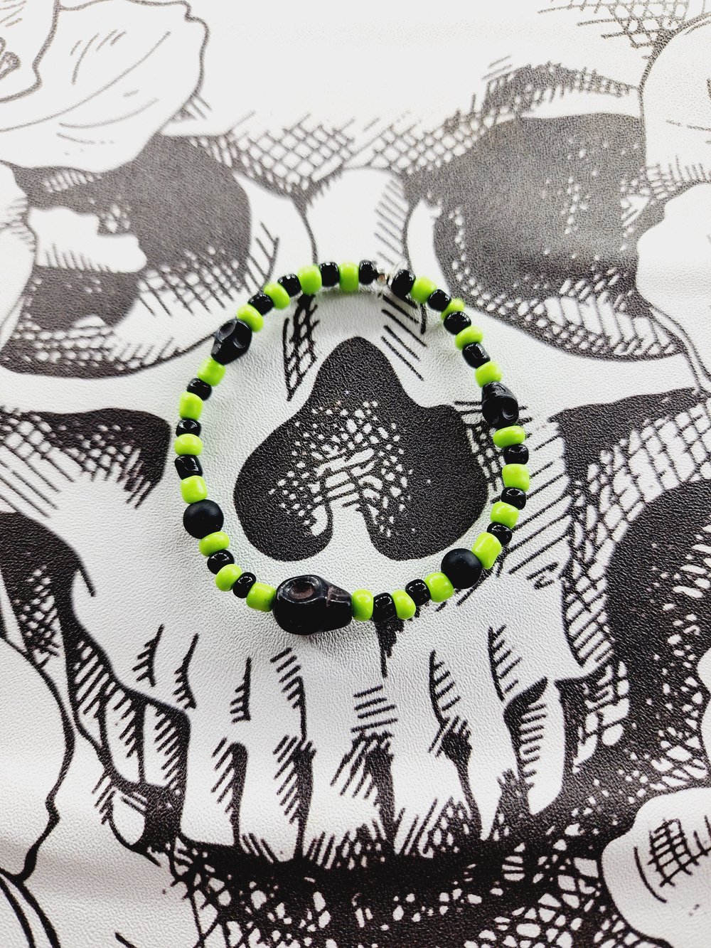 Image of Neeeeeonnn Green n Black Skulls