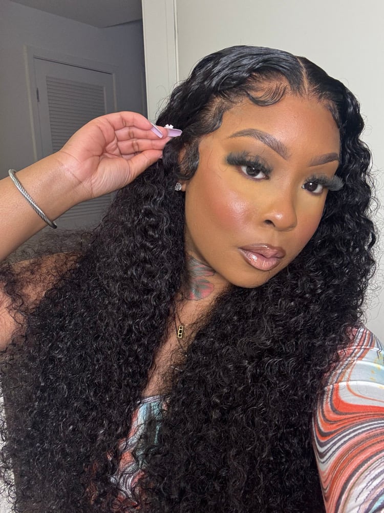 Image of Mommi 28’