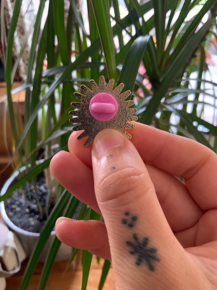 Image of Sun pin