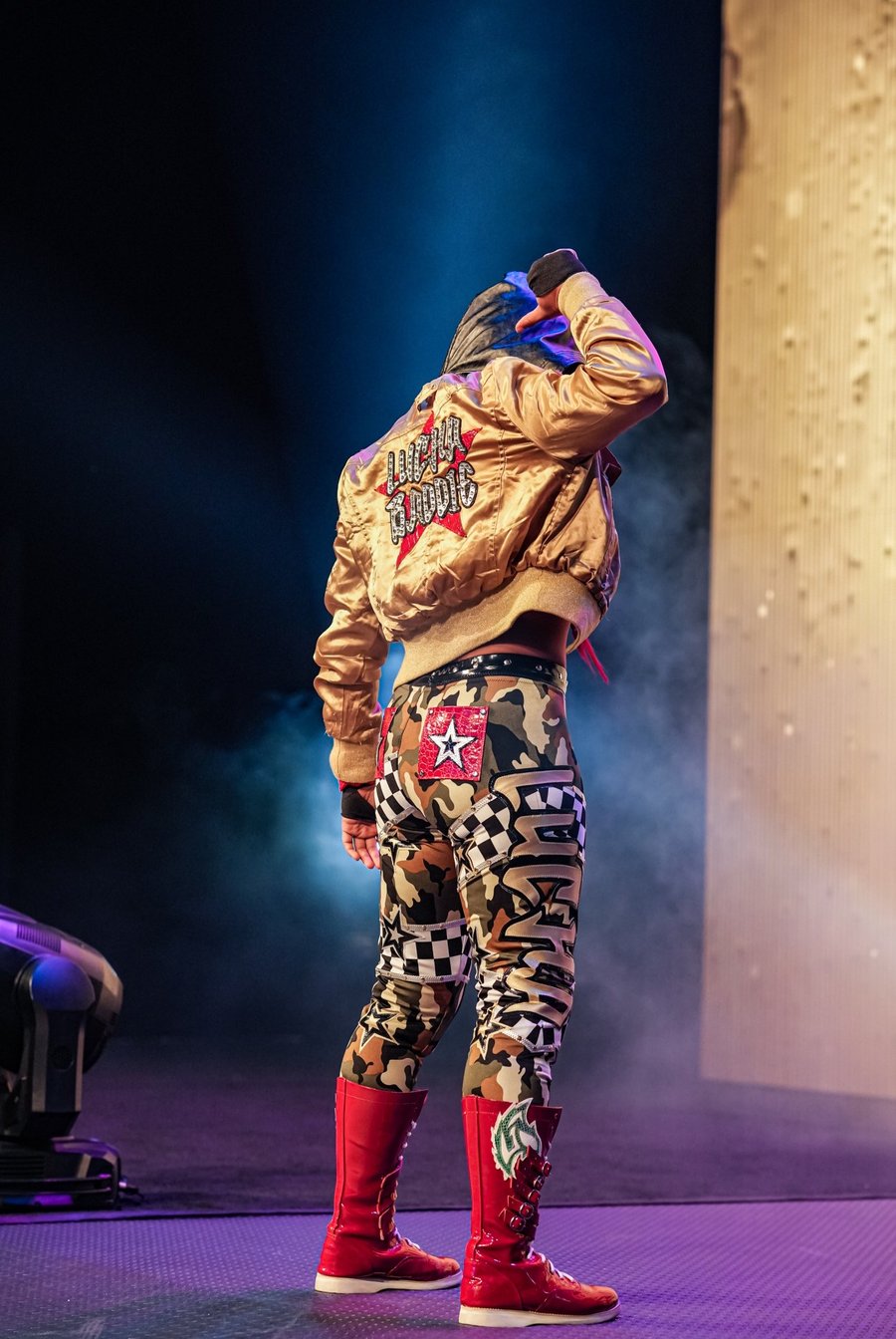 Image of In ring worn jacket 