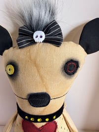 Image 3 of Rattle Snag