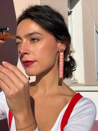 Image 2 of Tape measure earrings Vichy Fuchsia