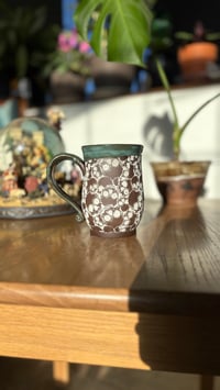 Image 7 of Skull mug 04