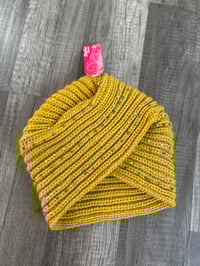 NWT hat yellow 1