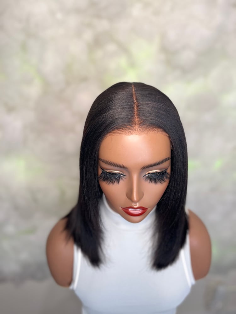 Image of FUN STEAL: Reshine Hair Layered Cut Bob Yaki straight Wig 9x6 T Part 12 inches 