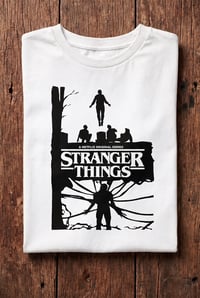 Image 4 of Camiseta Stranger Things