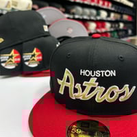 Image 2 of New Era 59Fifty Black Scarlet Gold 