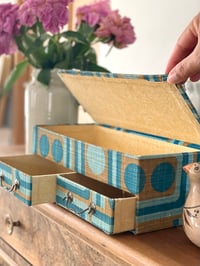 Image 3 of Boîte vintage - années 60-70