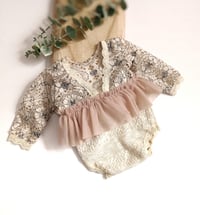 Image 4 of Newborn bodysuit for photoshoots | Lara | beige