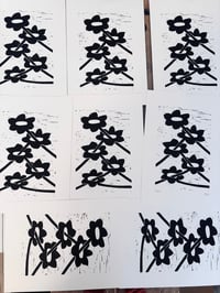 Image 2 of 'Daisy Chain' Linocut