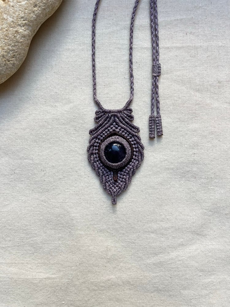 Image of Macrame necklace with amethyst 